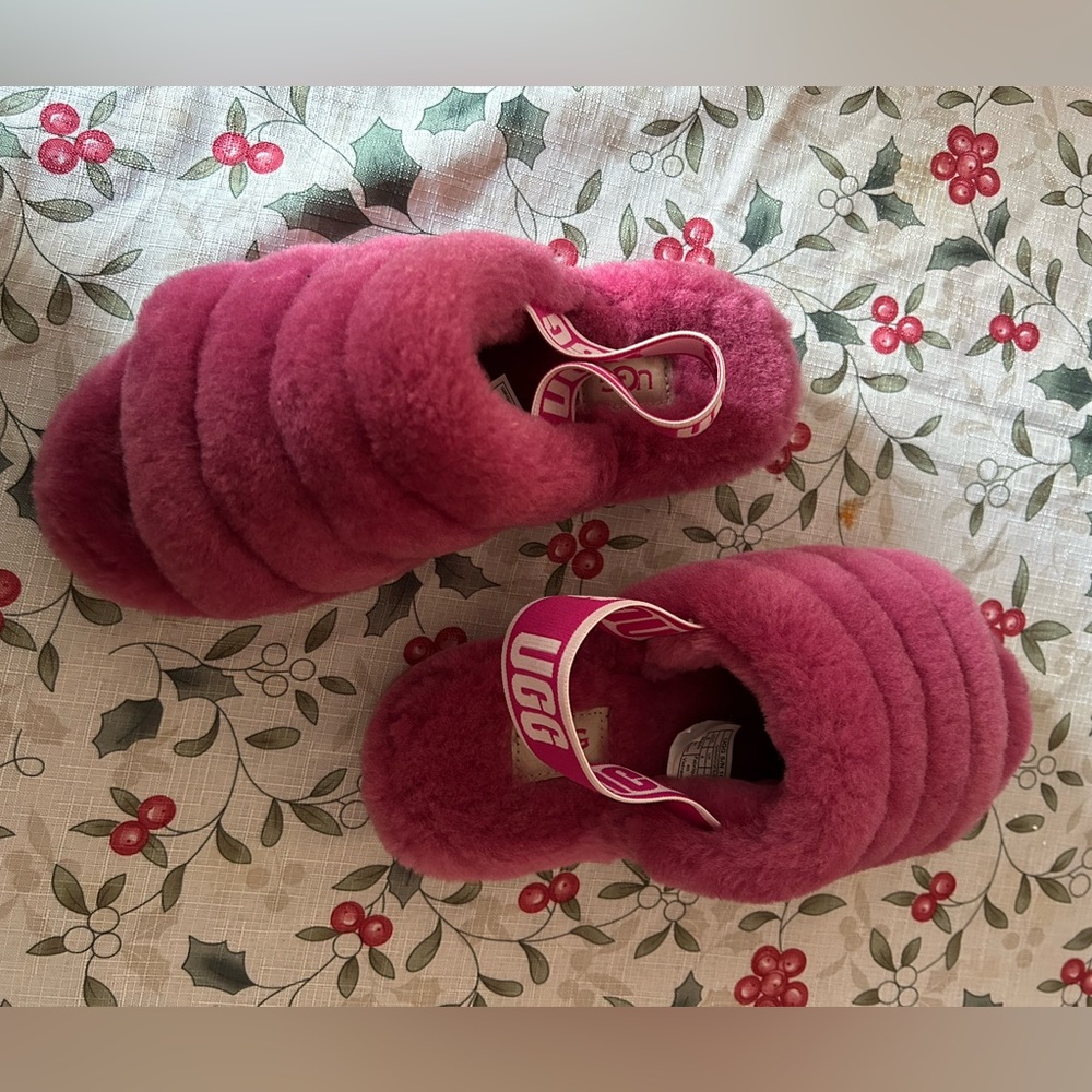 Uggs fluff yeah slide W6 pink